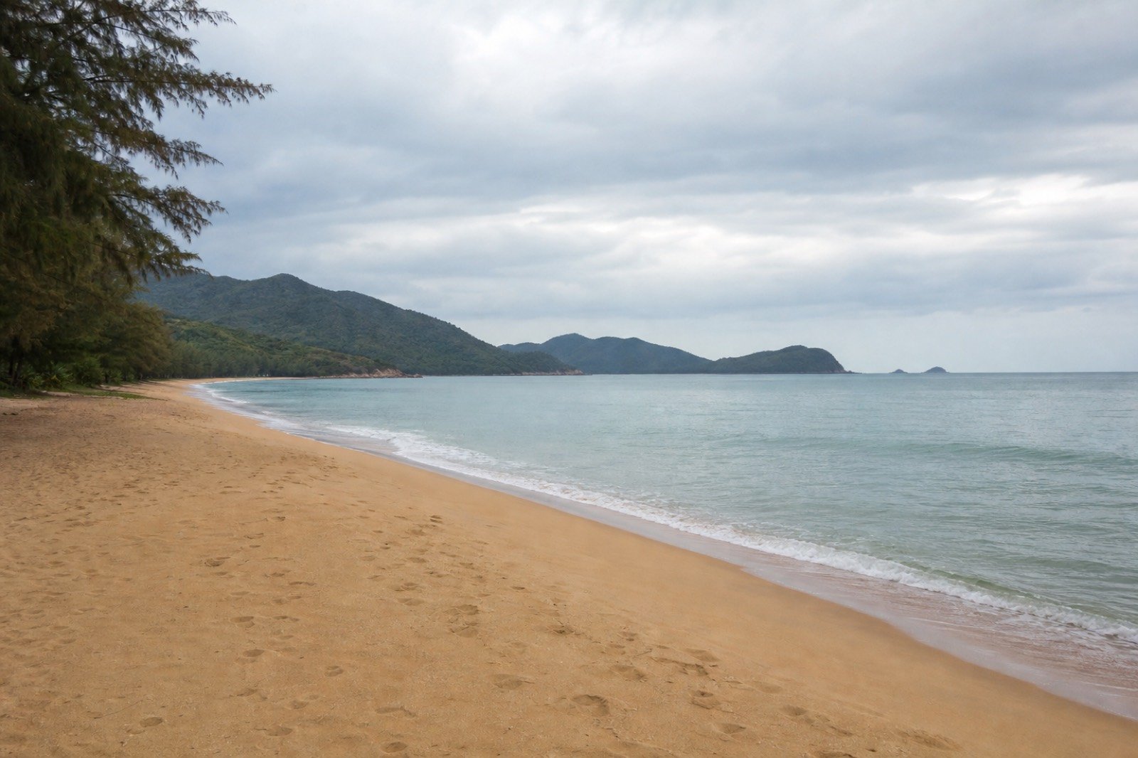 Biển quanh Quảng Thái
